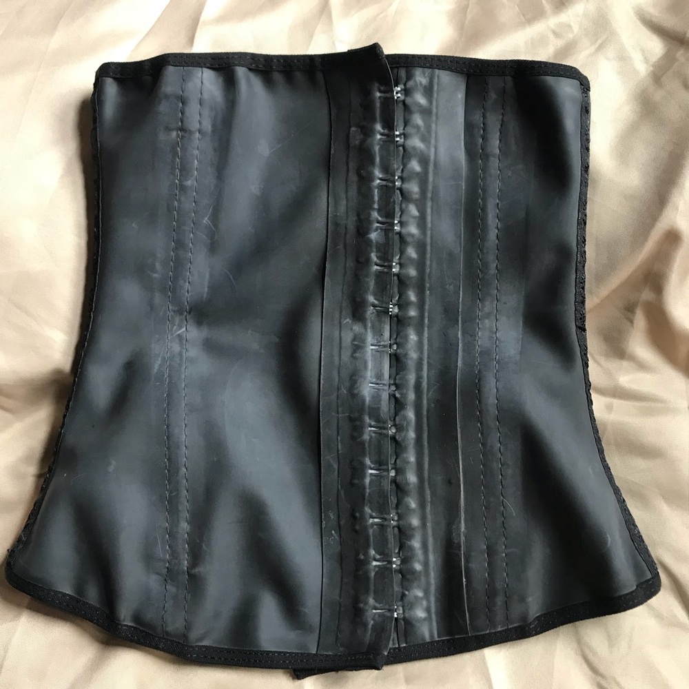 Waist Trainer